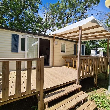 Mobil Home Camping Des 7 Fonts Agde Exterior photo